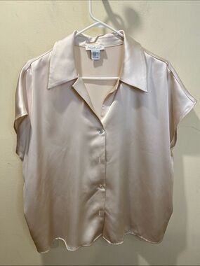 Rachel Zoe Pale Cream Satin Short Sleeve Button-Down Blouse Sz XL